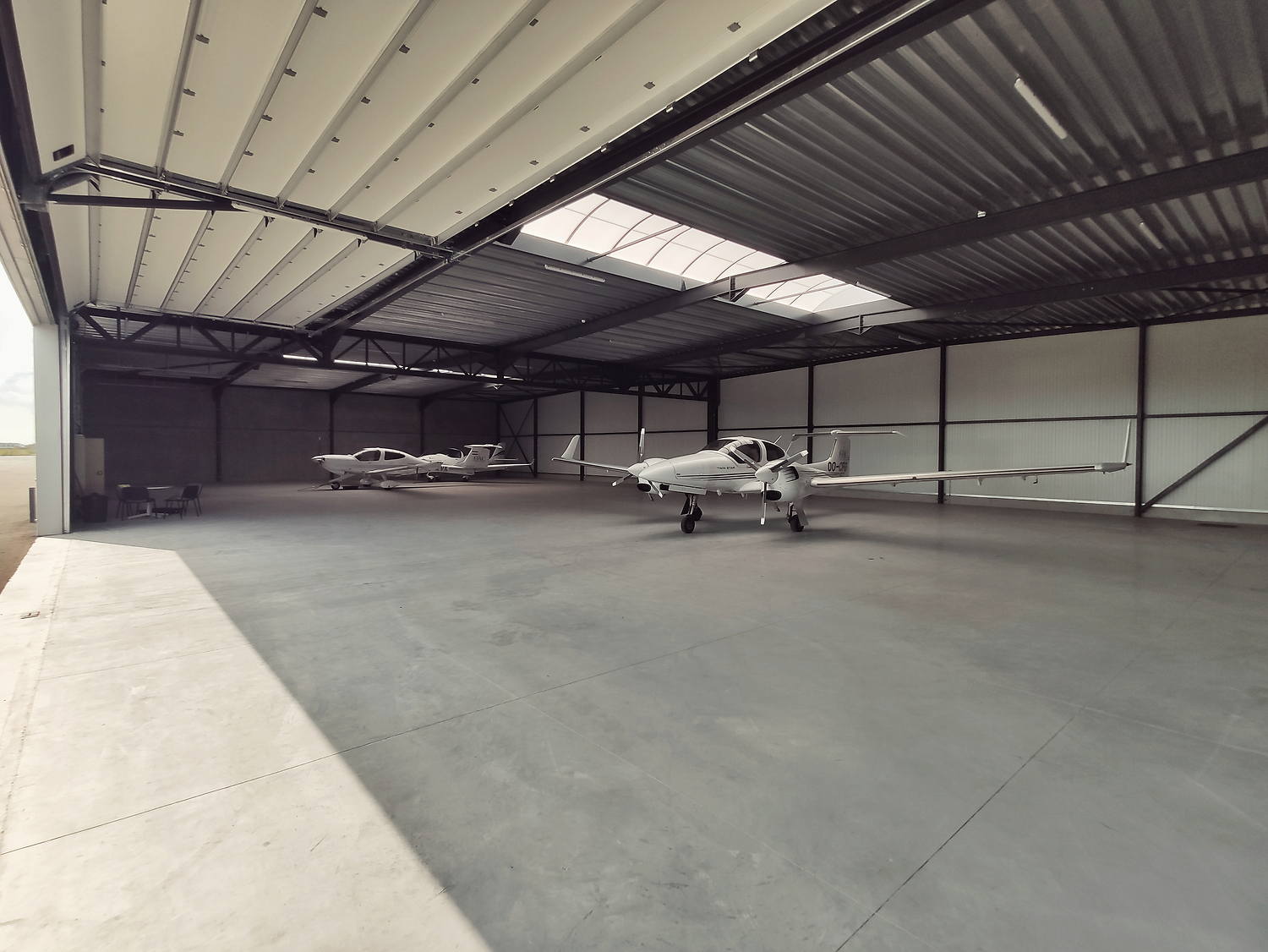 A total of 12 units of 20 meters wide are built: 